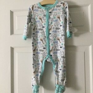 Just One You Carter’s Animal Pattern Long Sleeve Bodysuit with Feet (9 months)